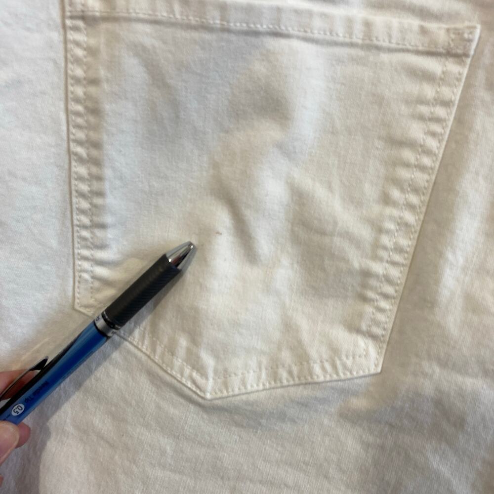 Ashley Sterwart White Raw Hem Shorts Size 28 / 48 in Waist - Picture 10 of 10